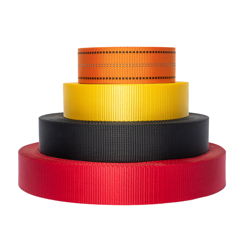 Apa aplikasi umum kanggo web poliester?